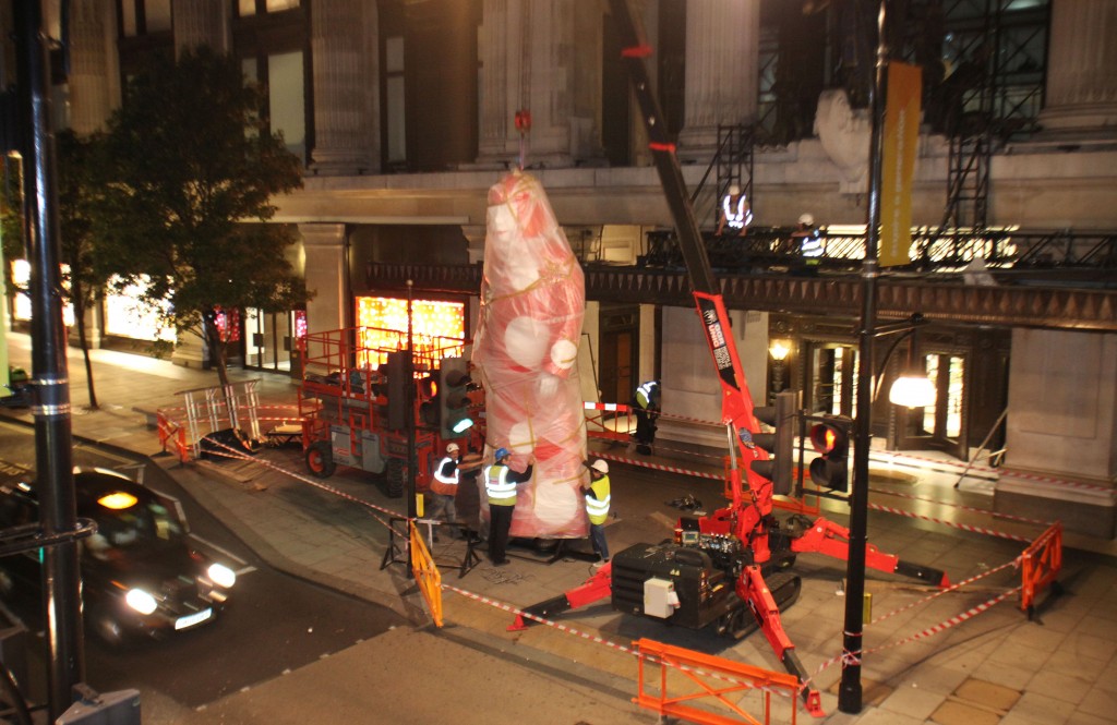 Making Of The Kusama Louis Vuitton Concept Store At Selfridges