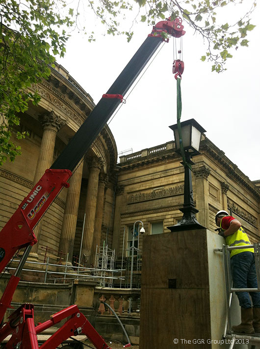 Lifting lamp-posts at Liverpool World Museum