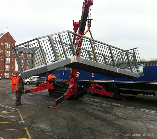 UNIC URW-706 at Chester Racecourse