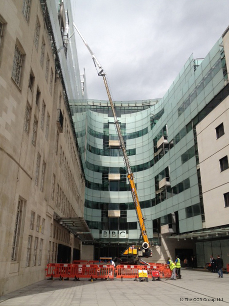 Starworker 1200 trailer crane at BBC Broadcasting House