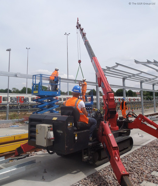 Neasden depot steel lifting
