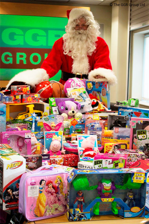 GGR donate gifts to Wood Street Mission
