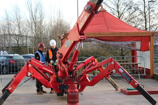 In-depth training on the UNIC URW-295 mini spider crane with GGR Group.