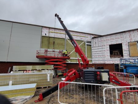 Ensuring Secure Cladding Installation with Cladding Lifters
