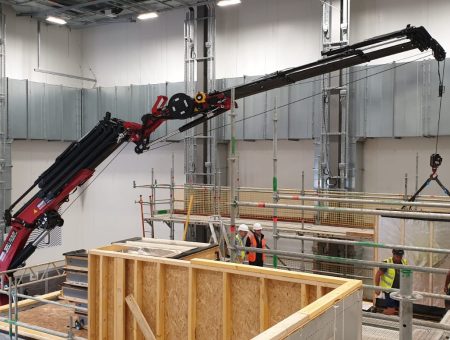 An Innovative Lifting Solution for University of Salford’s Energy House 2.0 Project