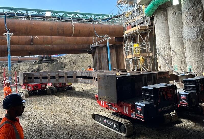 Four Tracked Leveller 6.0s carrying 10t of steel at Riverlinx's Silvertown Tunnel project. Four Tracked Leveller 6.0s carrying 10t of steel at Riverlinx's Silvertown Tunnel project.