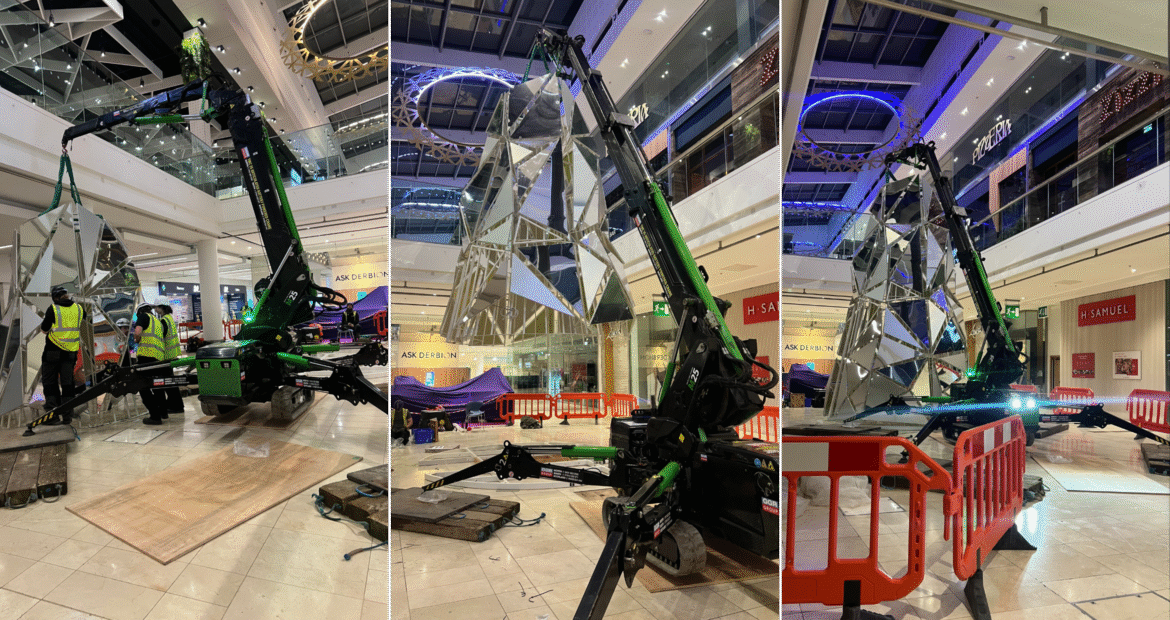 Specialist 9-Metre Mirrored Christmas Tree Install