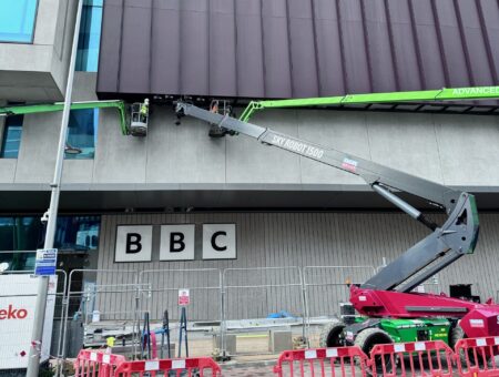 The Future of Glass Installation Technology with the Sky Robot 1500